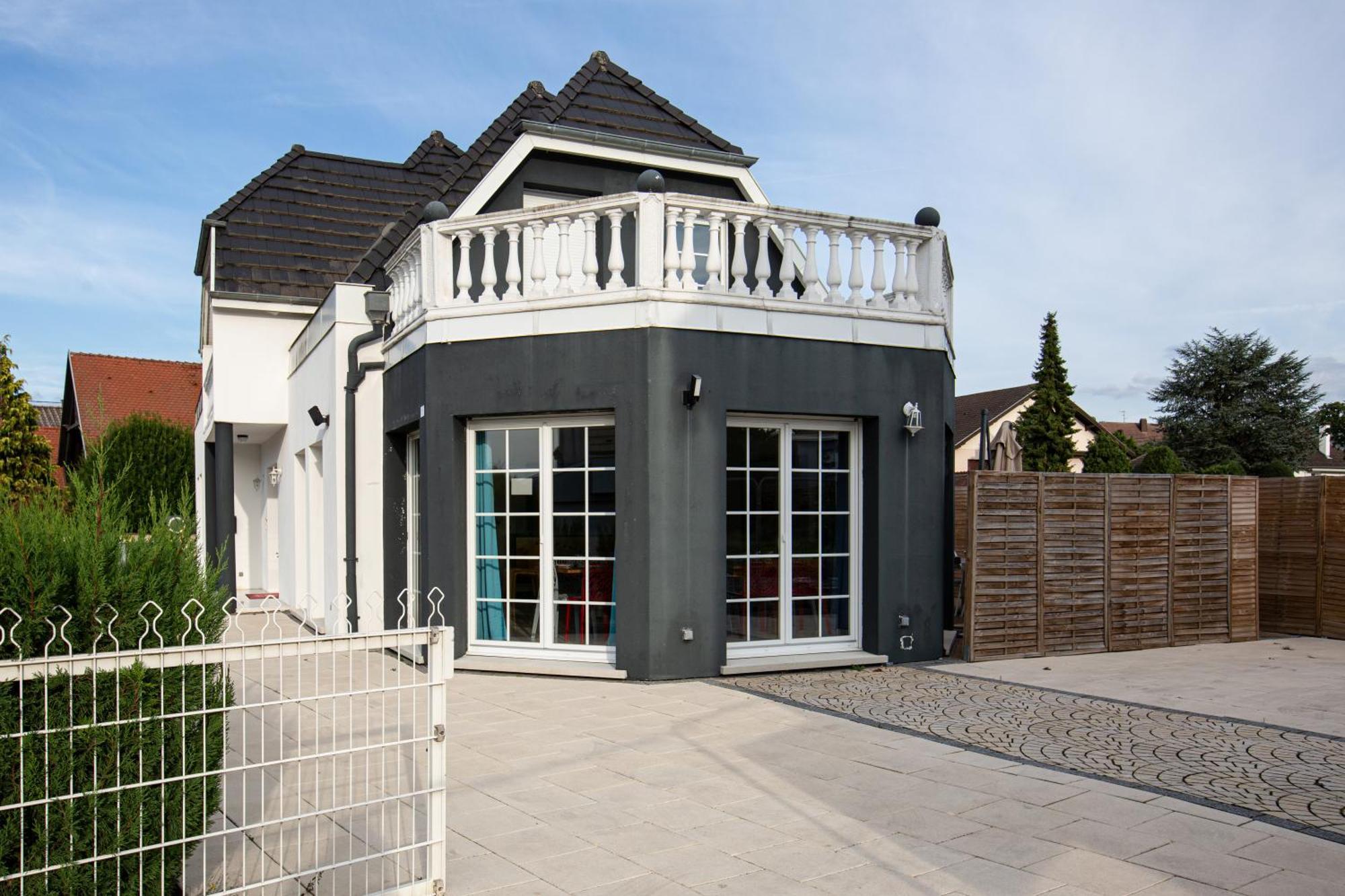 Gites Spa Strasbourg - Villa Ours - Spa Prive, Sauna, Borne D'Arcade, Babyfoot Ittenheim Eksteriør bilde