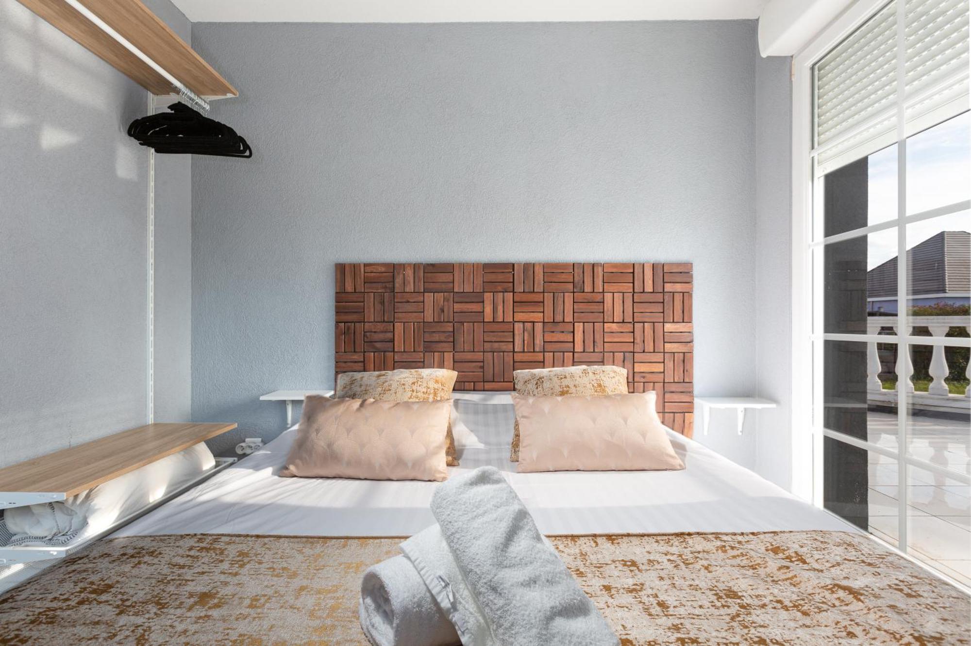 Gites Spa Strasbourg - Villa Ours - Spa Prive, Sauna, Borne D'Arcade, Babyfoot Ittenheim Eksteriør bilde