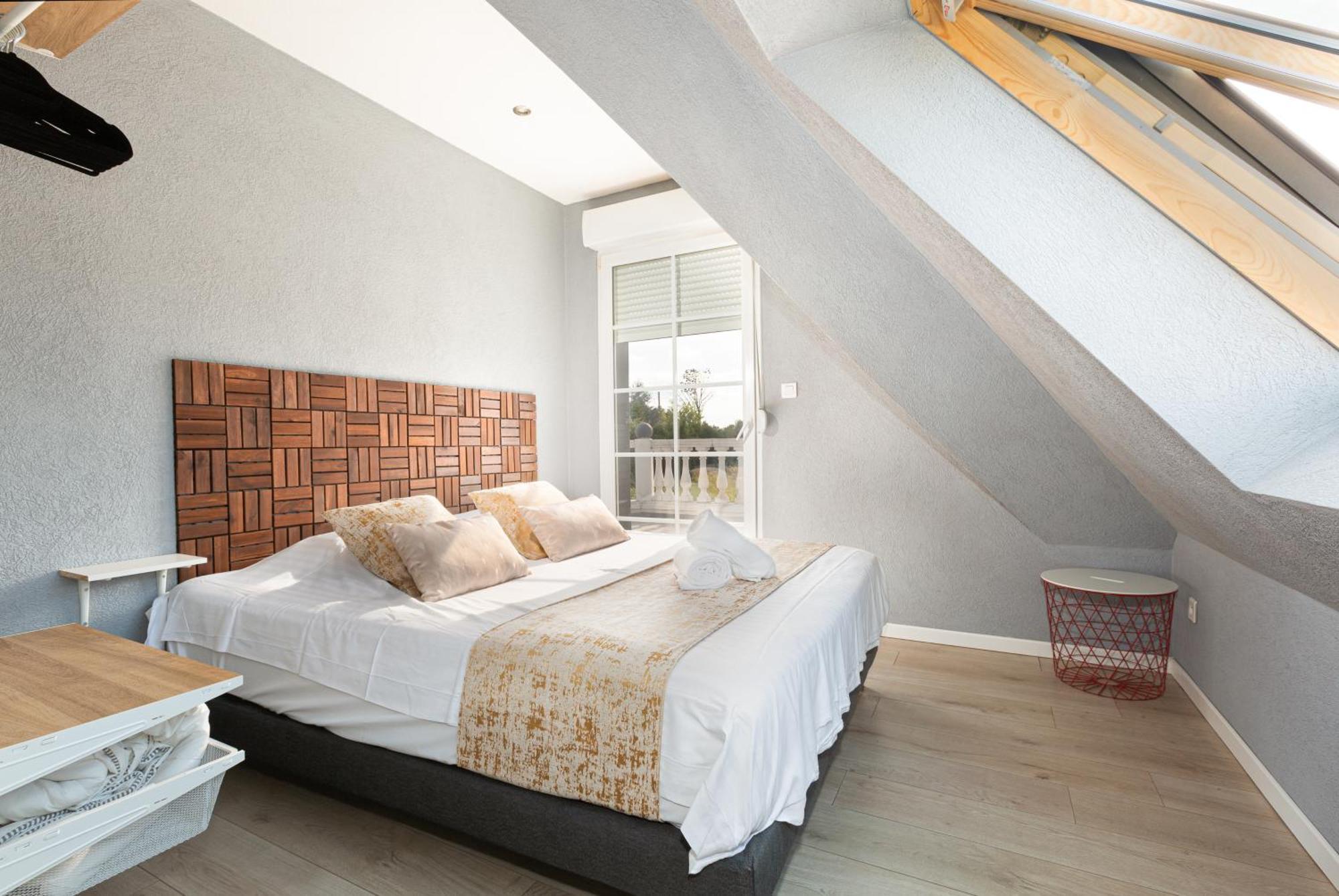Gites Spa Strasbourg - Villa Ours - Spa Prive, Sauna, Borne D'Arcade, Babyfoot Ittenheim Eksteriør bilde