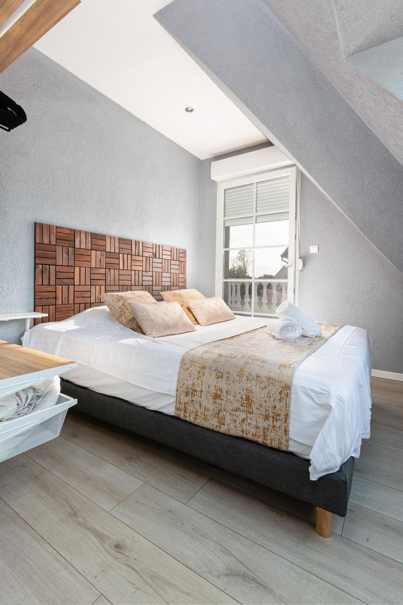 Gites Spa Strasbourg - Villa Ours - Spa Prive, Sauna, Borne D'Arcade, Babyfoot Ittenheim Eksteriør bilde