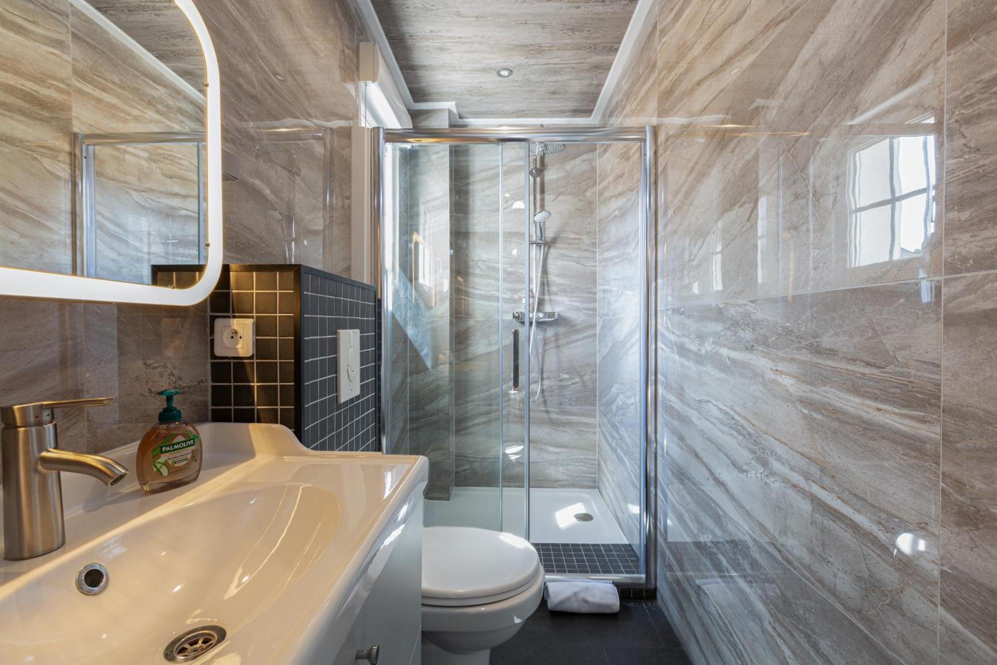 Gites Spa Strasbourg - Villa Ours - Spa Prive, Sauna, Borne D'Arcade, Babyfoot Ittenheim Eksteriør bilde
